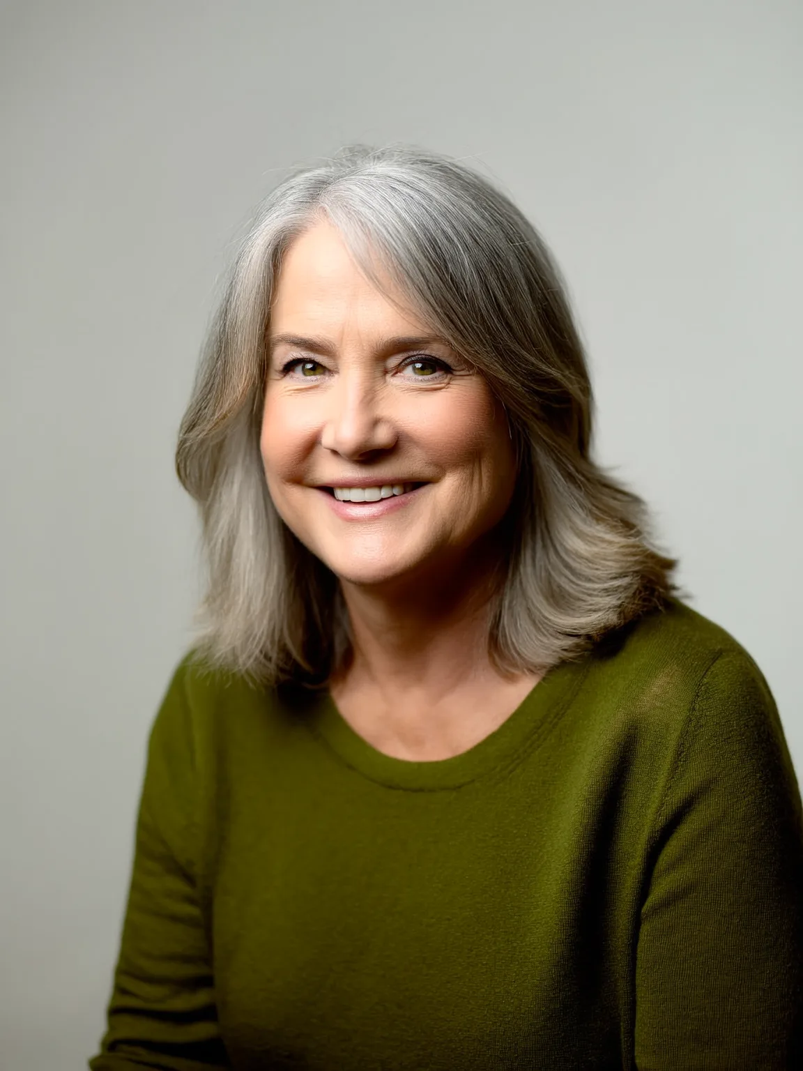 Shoulder-Length Layered Bob with Silver and Natural Lowlights